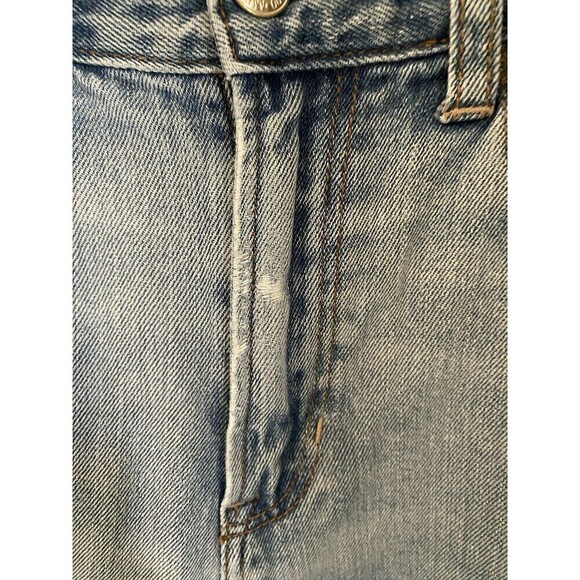 American Eagle Light Wash Destressed Mom Jeans Sz.4 - Picture 6 of 8